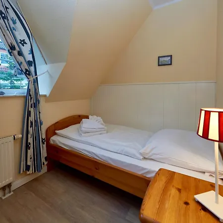 펜션 Faehrhaus - 15 Sellin (Rugen)